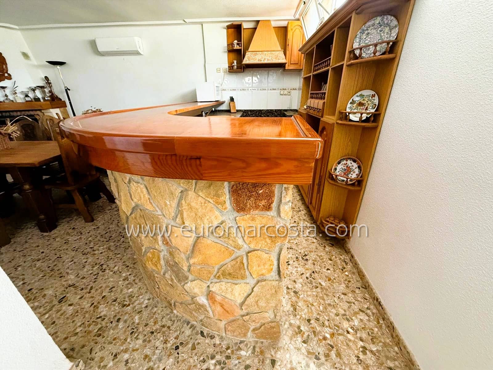 7 soverom Villa til salgs i Santa Pola med svømmebasseng garasje - € 1 480 000 (Ref: 9394260)