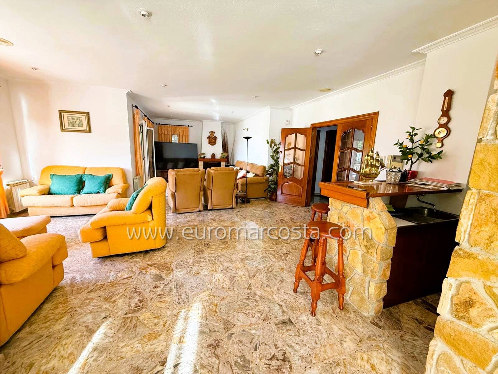 7 bedroom Villa for sale in Santa Pola with pool garage - € 1,480,000 (Ref: 9394260)