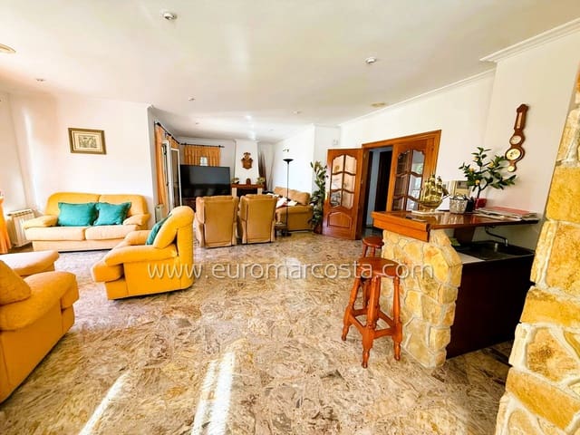 7 chambre Villa/Maison à vendre à Centro, Santa Pola avec piscine garage - 1 480 000 € (Ref: 9394260)