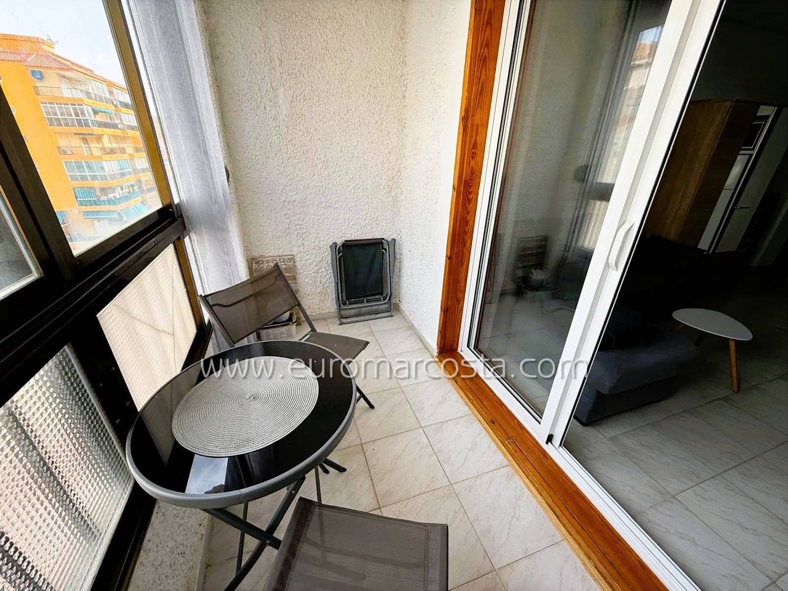 Yksiö myytävänä paikassa La Mata mukana uima-altaan - 95 000 € (Ref: 9397875)