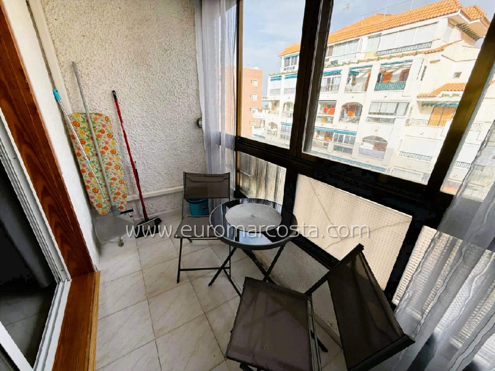 Yksiö myytävänä paikassa La Mata mukana uima-altaan - 95 000 € (Ref: 9397875)