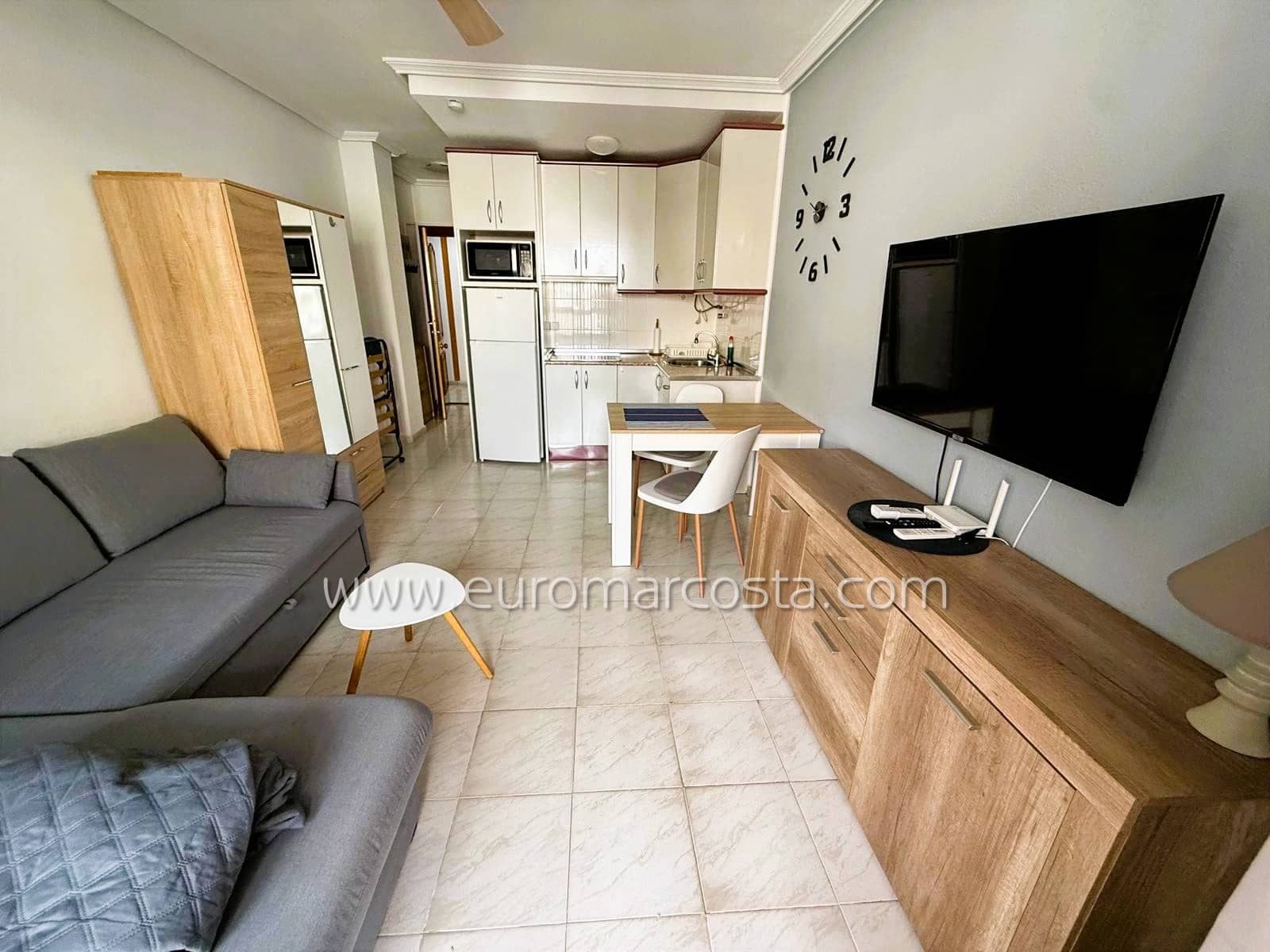 Yksiö myytävänä paikassa La Mata mukana uima-altaan - 95 000 € (Ref: 9397875)