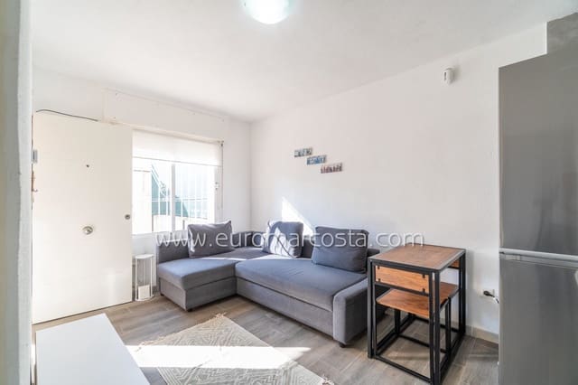 1 makuuhuone Bungalow myytävänä paikassa Torrevieja mukana uima-altaan - 109 000 € (Ref: 9400259)