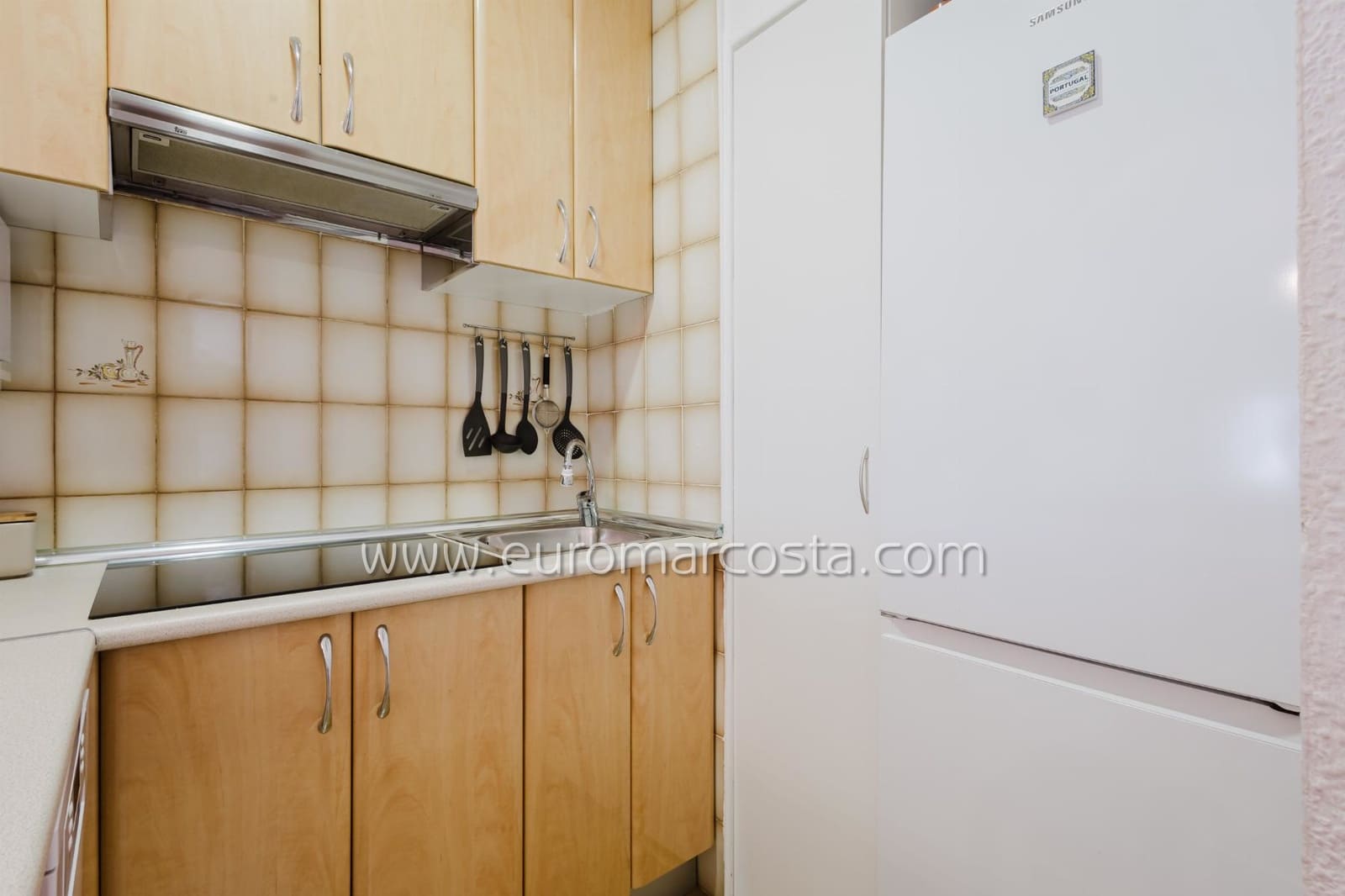 3 quarto Bungalow para venda em Torrevieja com piscina - 185 000 € (Ref: 9404629)
