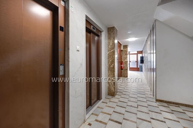 3 quarto Apartamento para venda em Torrevieja - 269 000 € (Ref: 9414589)