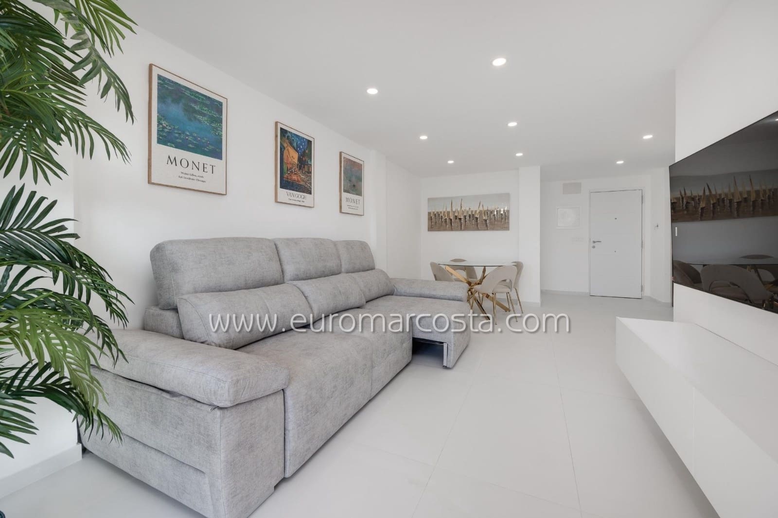 3 quarto Apartamento para venda em Torrevieja - 269 000 € (Ref: 9414589)