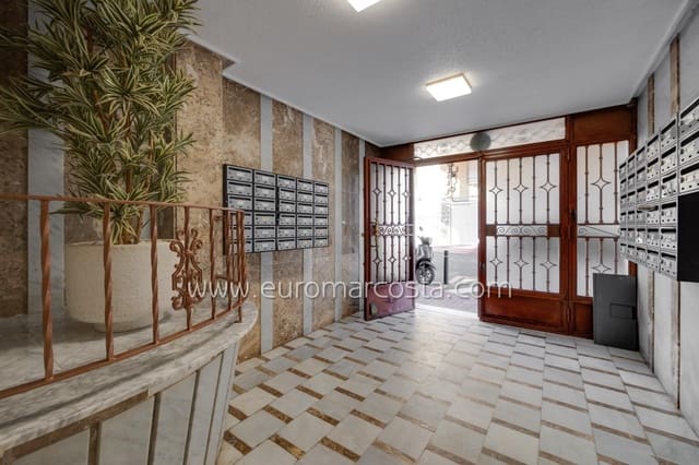 3 quarto Apartamento para venda em Torrevieja - 269 000 € (Ref: 9414589)