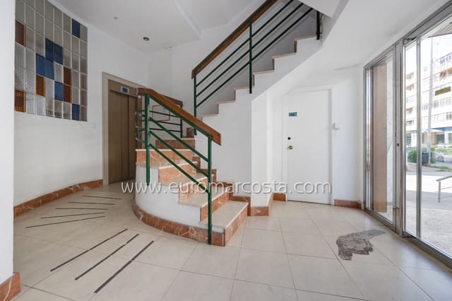 4 sovrum Lägenhet till salu i Puerto Deportivo, Torrevieja med garage - 389 500 € (Ref: 9414590)