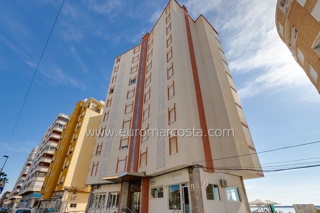 4 sovrum Lägenhet till salu i Puerto Deportivo, Torrevieja med garage - 389 500 € (Ref: 9414590)