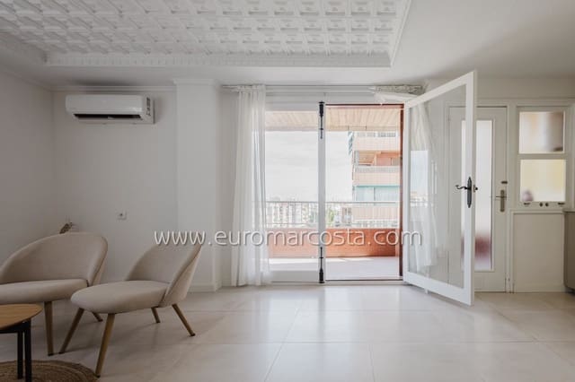 3 quarto Apartamento para venda em Torrevieja com piscina - 235 000 € (Ref: 9471494)