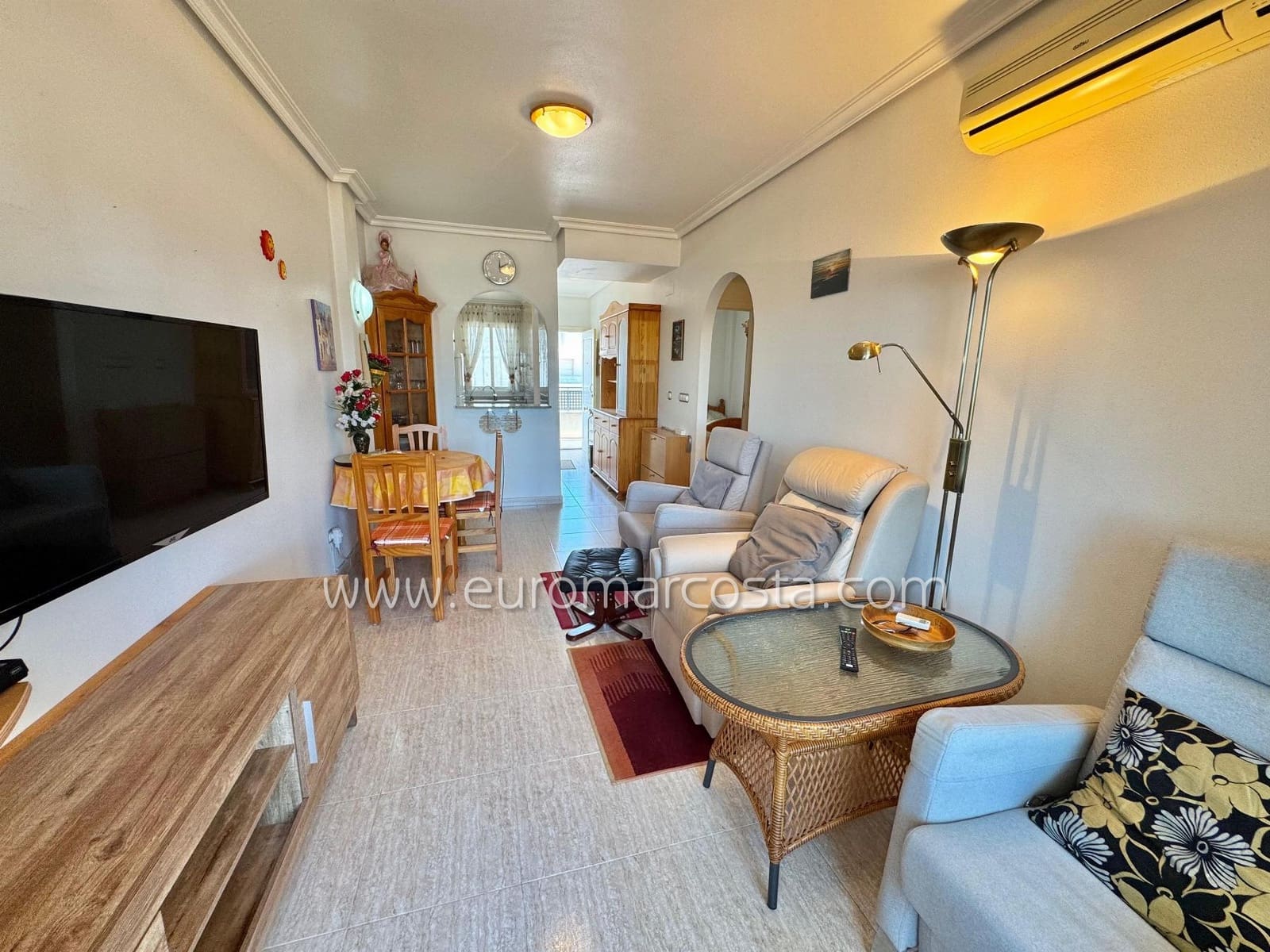 2 bedroom Apartment for sale in Almoradi with pool garage - € 121,000 (Ref: 9471495)
