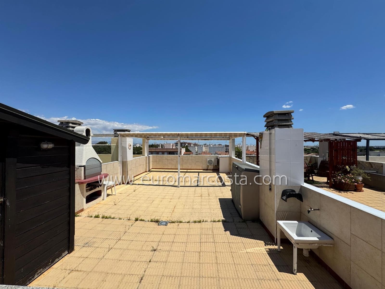 2 bedroom Apartment for sale in Almoradi with pool garage - € 121,000 (Ref: 9471495)