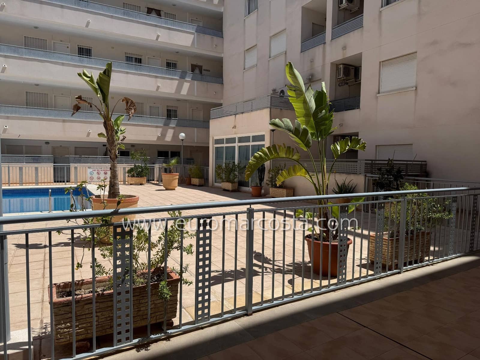2 bedroom Apartment for sale in Almoradi with pool garage - € 121,000 (Ref: 9471495)