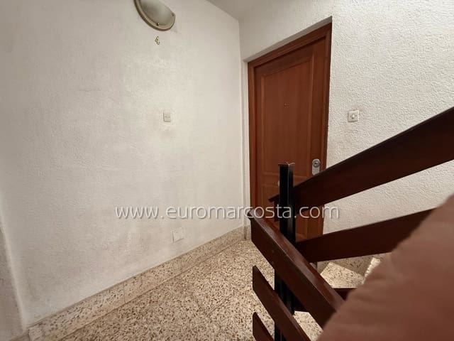 3 slaapkamer Appartement te koop in Zona Pueblo, Guardamar del Segura - € 129.000 (Ref: 9483183)