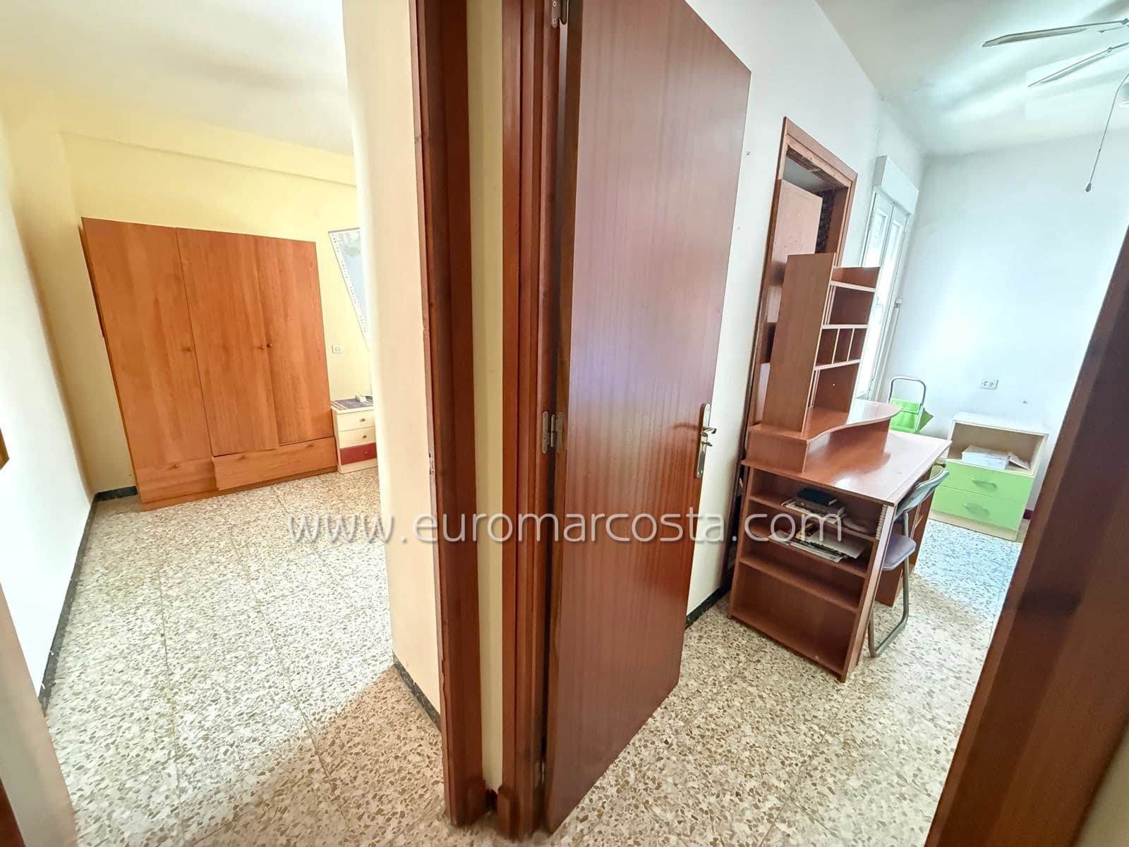 3 bedroom Apartment for sale in Guardamar del Segura - € 129,000 (Ref: 9483183)