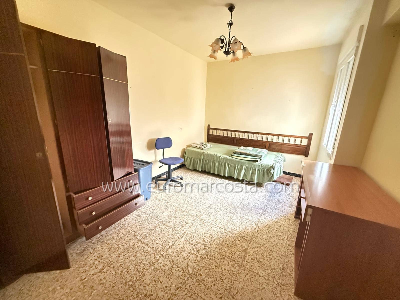 3 bedroom Apartment for sale in Guardamar del Segura - € 129,000 (Ref: 9483183)