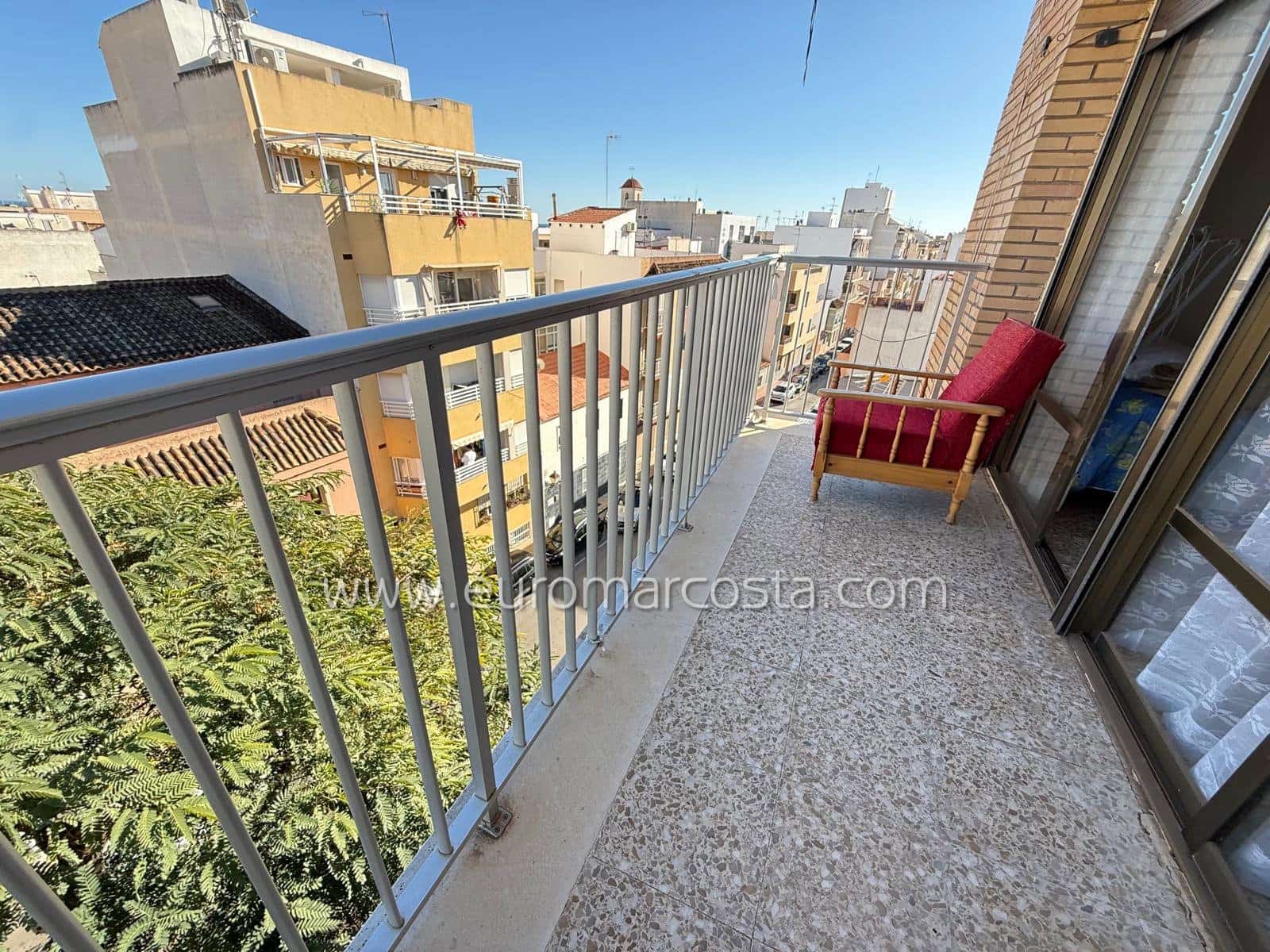 3 bedroom Apartment for sale in Guardamar del Segura - € 129,000 (Ref: 9483183)