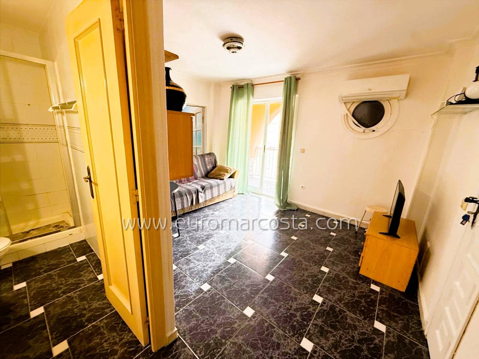 2 soveværelse Penthouse til salg i La Mata med swimmingpool - € 139.900 (Ref: 9487192)