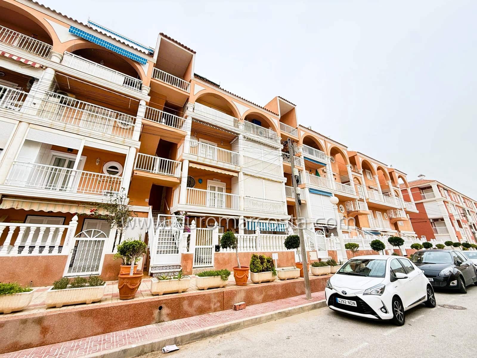 2 soveværelse Penthouse til salg i La Mata med swimmingpool - € 139.900 (Ref: 9487192)