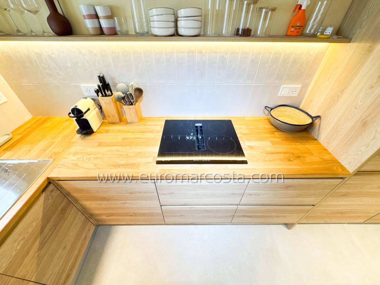 3 sovrum Lägenhet till salu i Guardamar del Segura med garage - 399 000 € (Ref: 9487939)