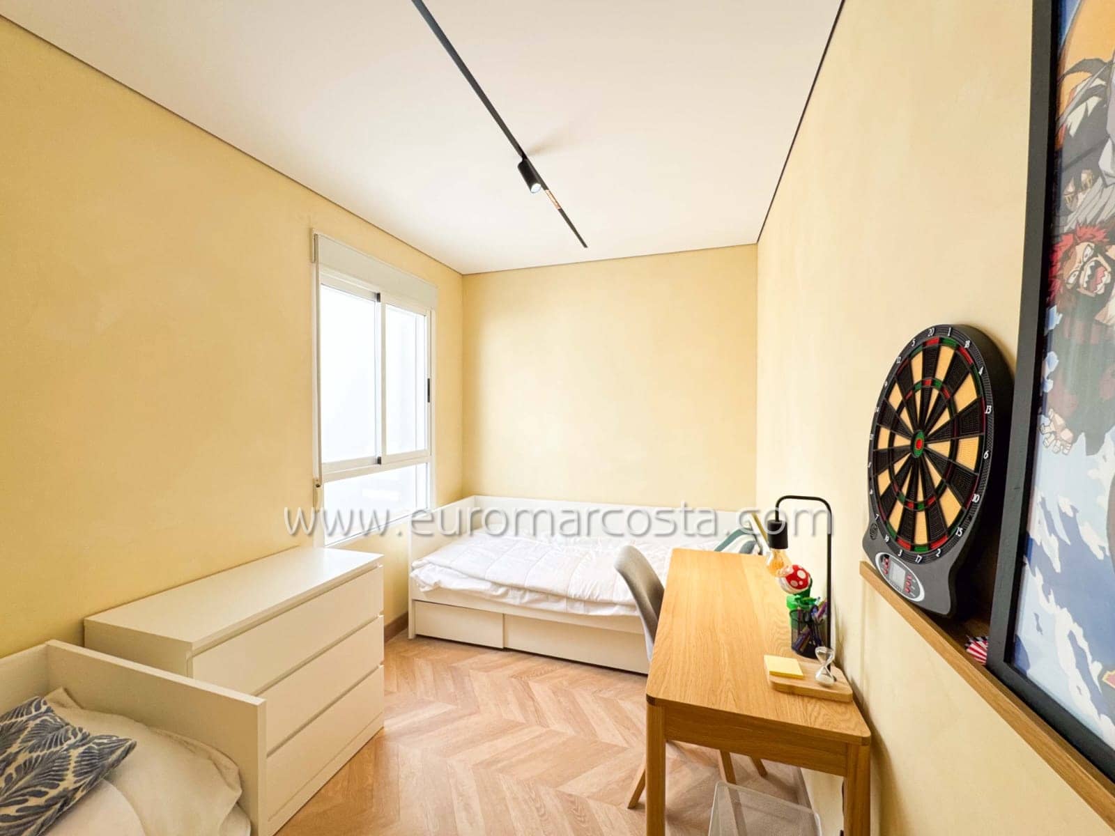 3 sovrum Lägenhet till salu i Guardamar del Segura med garage - 399 000 € (Ref: 9487939)