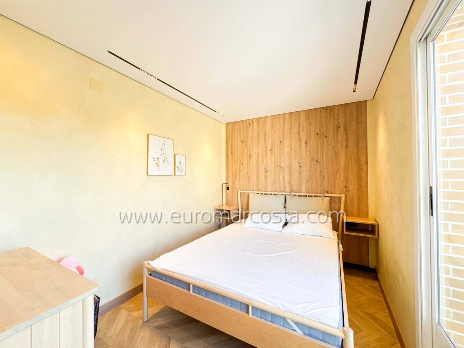 3 sovrum Lägenhet till salu i Guardamar del Segura med garage - 399 000 € (Ref: 9487939)