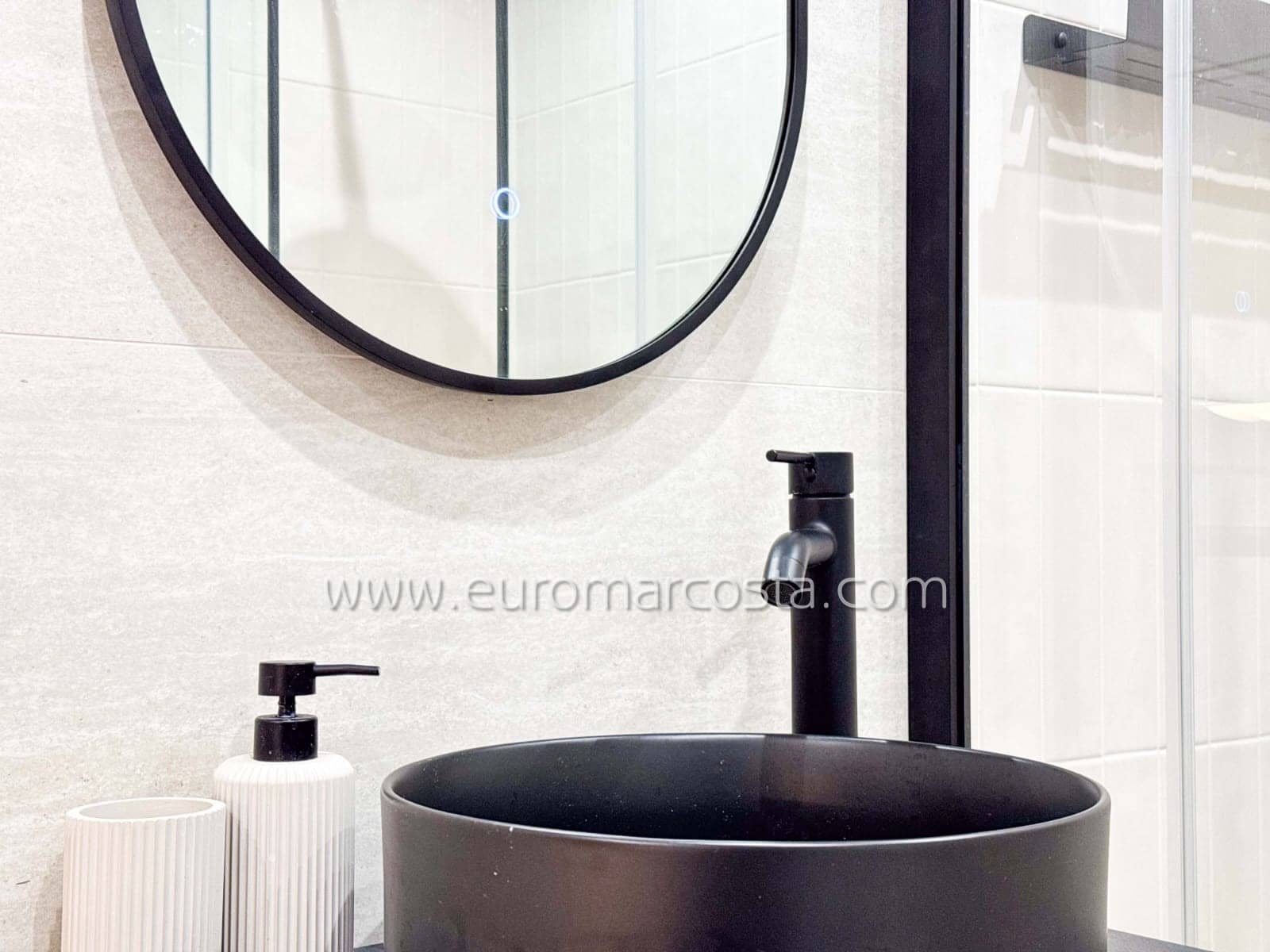 3 sovrum Lägenhet till salu i Guardamar del Segura med garage - 399 000 € (Ref: 9487939)