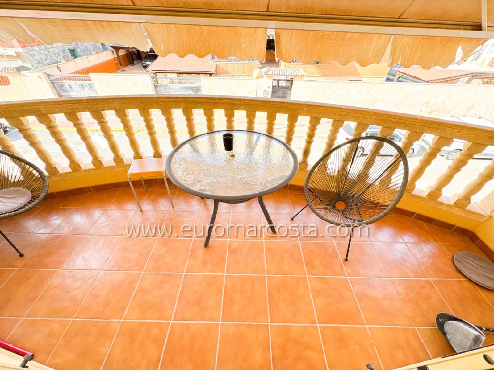 3 sovrum Lägenhet till salu i Guardamar del Segura med garage - 399 000 € (Ref: 9487939)