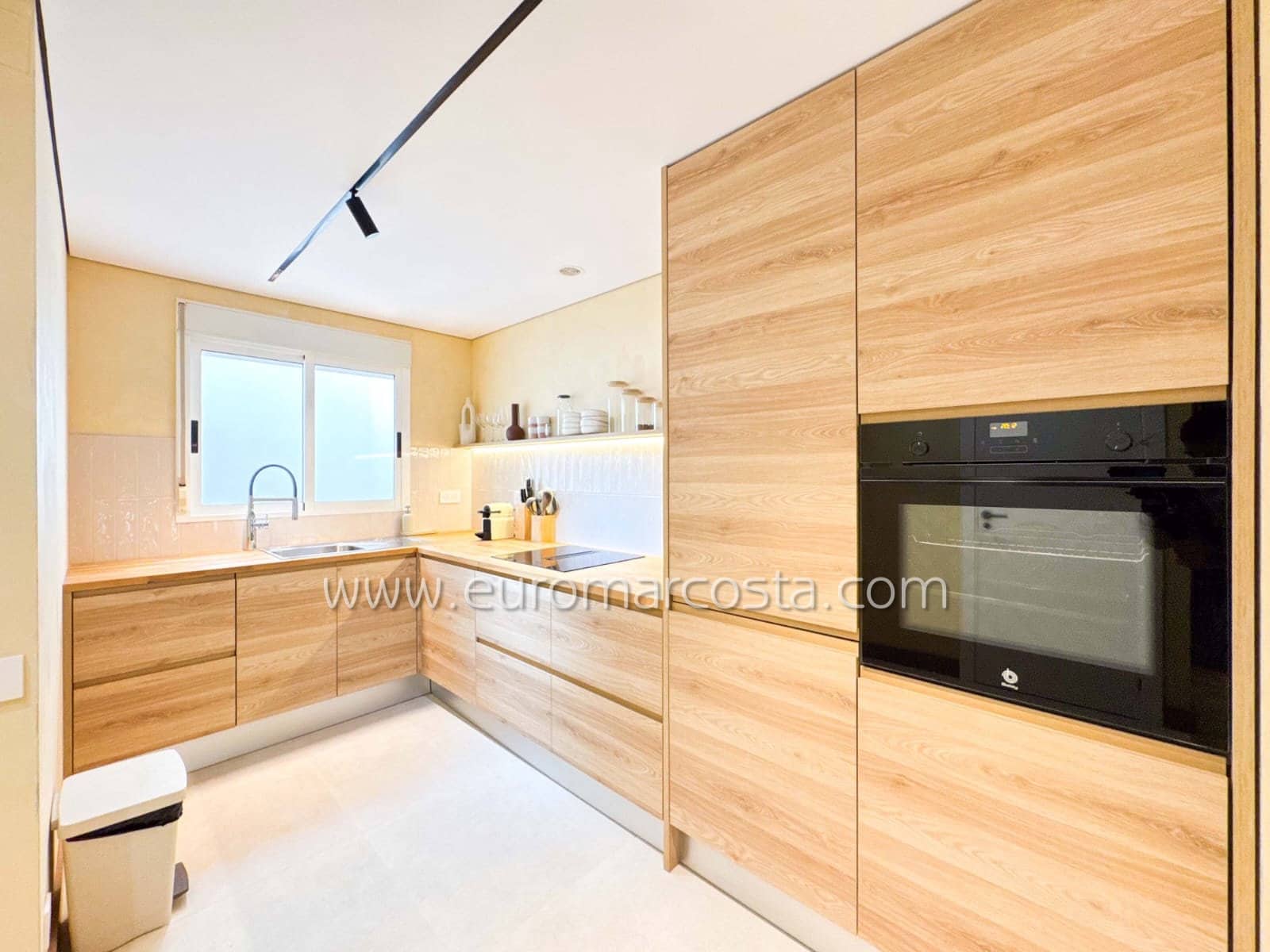 3 soverom Leilighet til salgs i Guardamar del Segura med garasje - € 399 000 (Ref: 9487939)