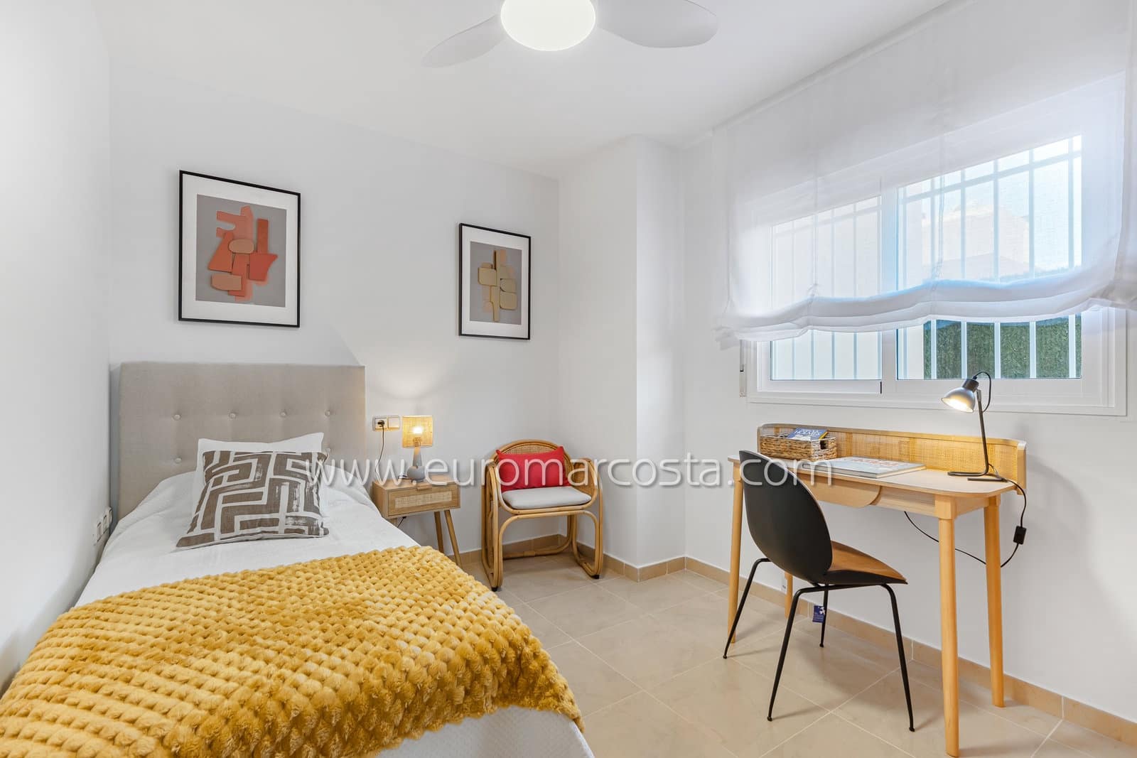 2 soveværelse Lejlighed til salg i Orihuela Costa med swimmingpool - € 172.500 (Ref: 9487941)