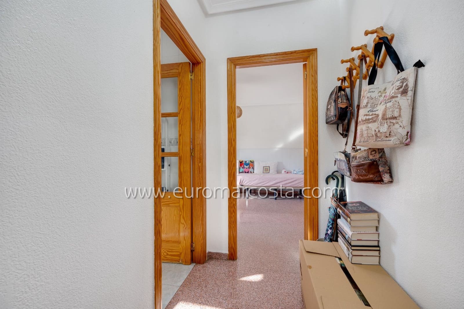 2 makuuhuone Kattohuoneisto myytävänä paikassa Torrevieja - 169 500 € (Ref: 9495257)