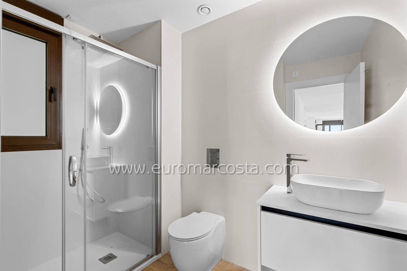 2 soveværelse Penthouse til salg i Villamartin med swimmingpool garage - € 339.000 (Ref: 9524811)