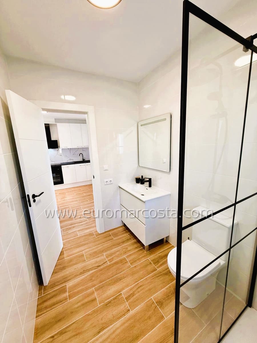 3 soveværelse Rækkehus til salg i Ciudad Quesada med garage - € 249.000 (Ref: 9539039)