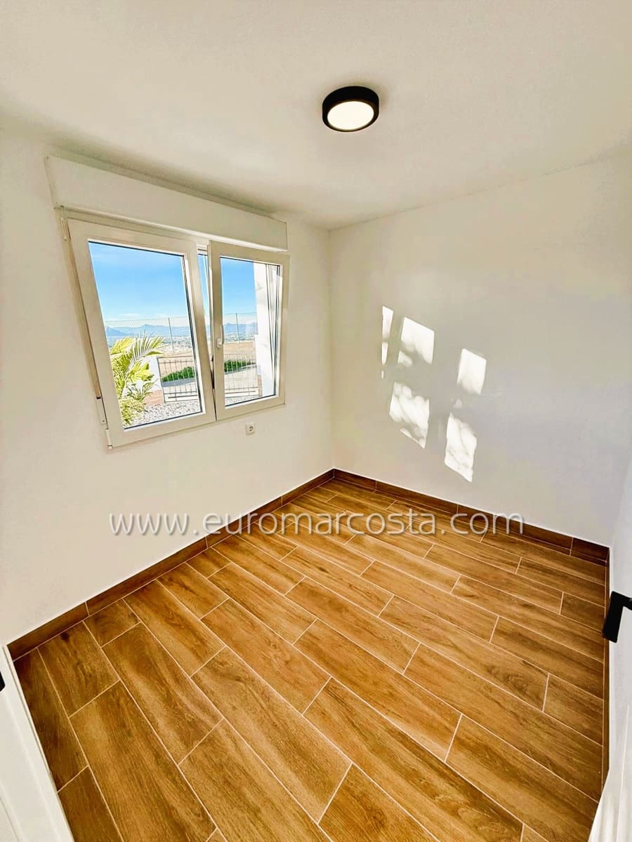 3 soveværelse Rækkehus til salg i Ciudad Quesada med garage - € 249.000 (Ref: 9539039)