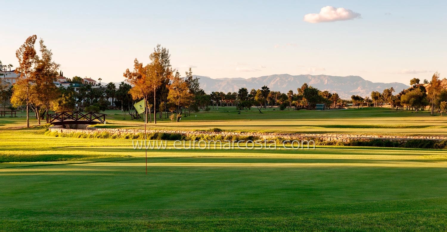 3 soveværelse Rækkehus til salg i Ciudad Quesada med garage - € 249.000 (Ref: 9539039)