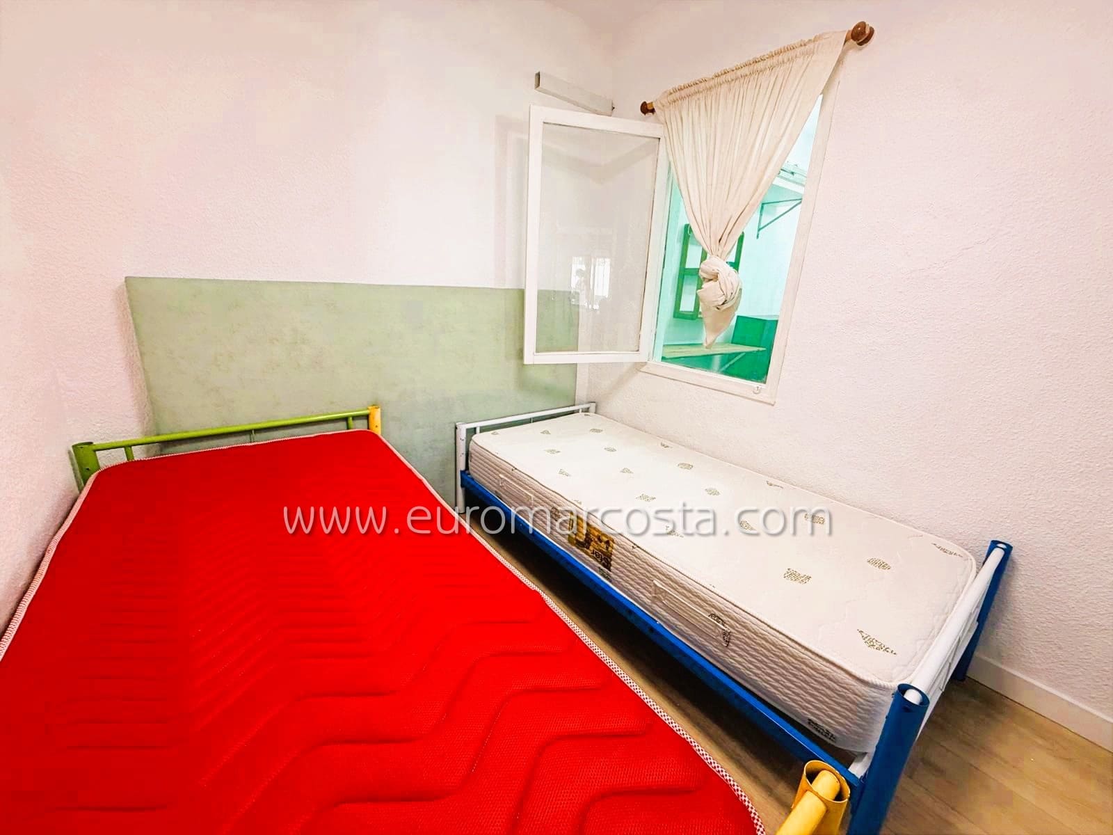 2 Zimmer Reihenhaus zu verkaufen in Torrevieja - 99.000 € (Ref: 9610104)