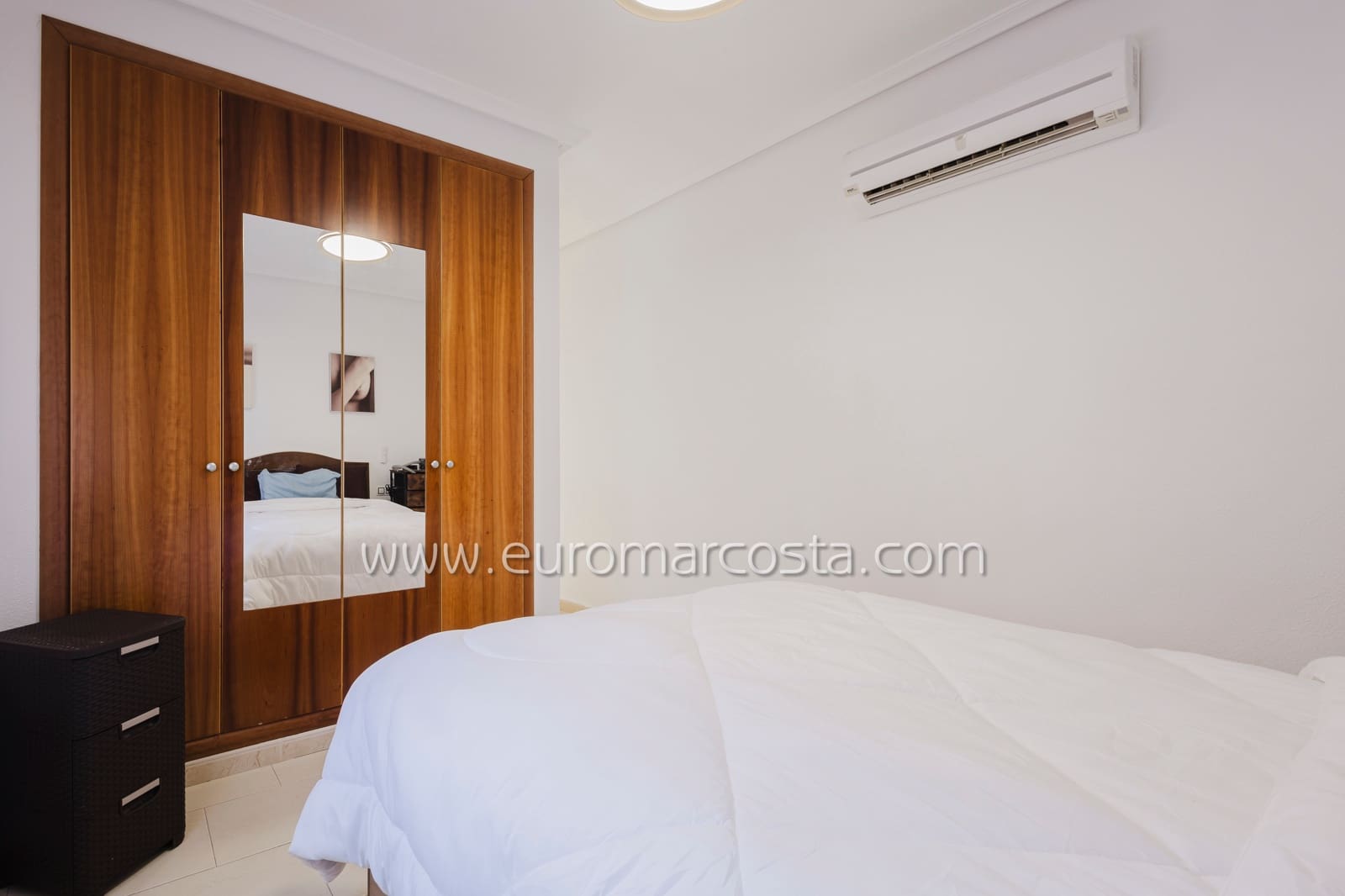 2 makuuhuone Huvila myytävänä paikassa Torrevieja mukana uima-altaan - 239 000 € (Ref: 9631814)