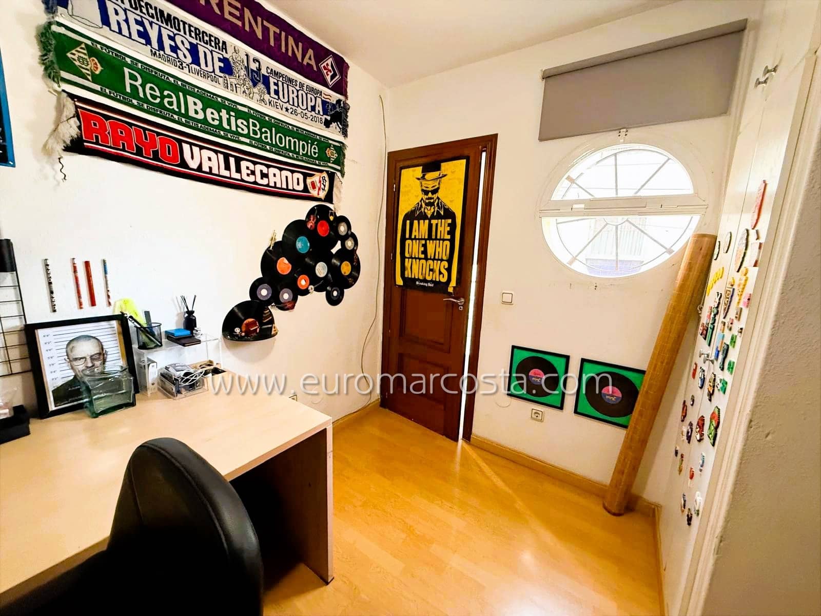 Chalet de 3 habitaciones en Torrevieja en venta con piscina - 189.900 € (Ref: 9650325)