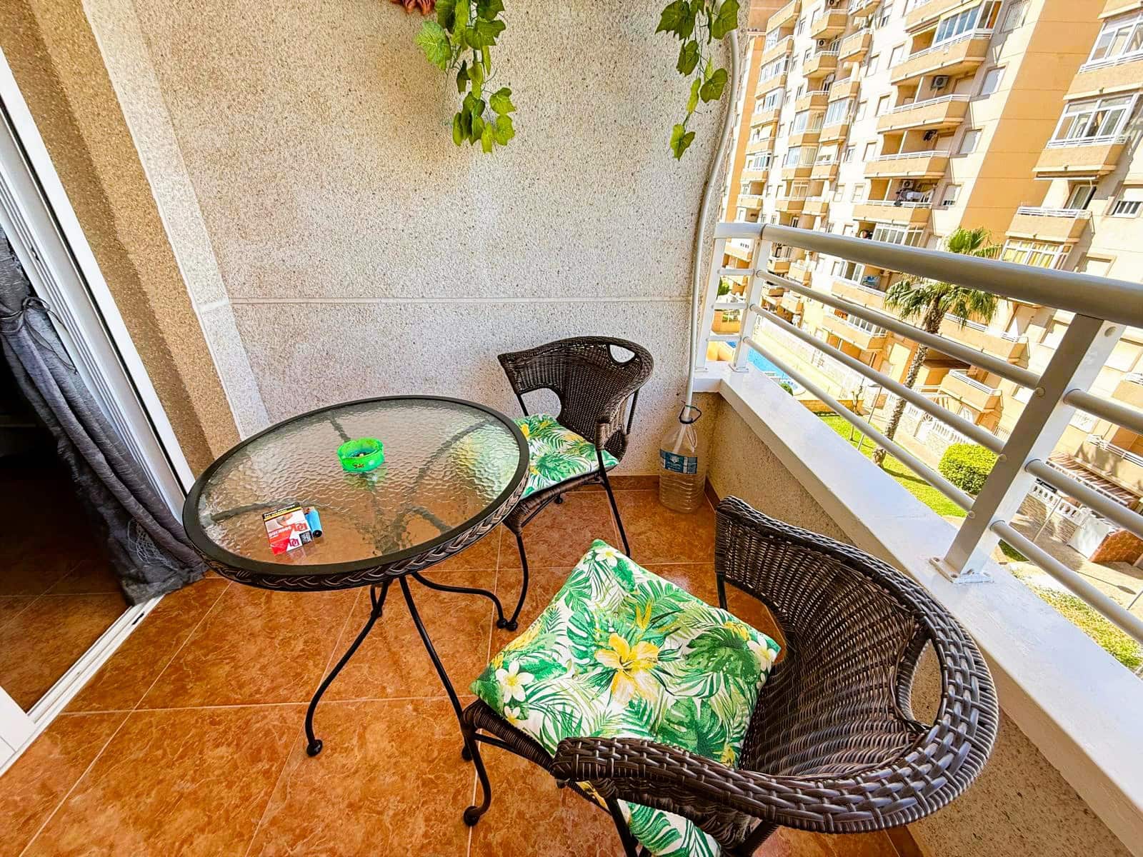 2 soverom Leilighet til salgs i Torrevieja med svømmebasseng - € 159 000 (Ref: 9685904)