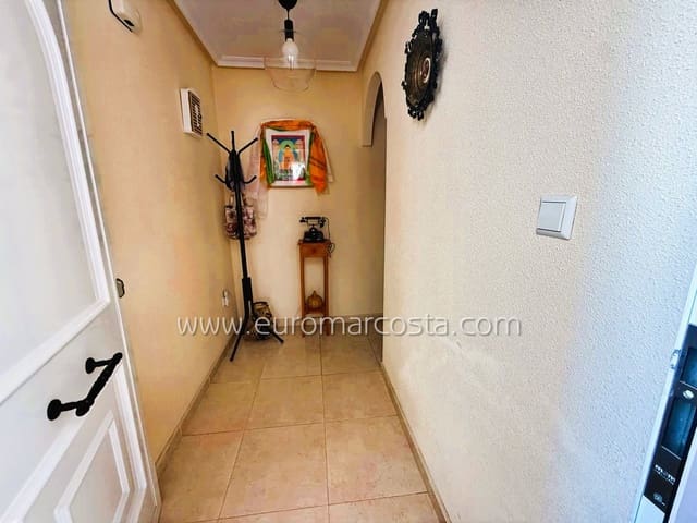 2 sypialnia Apartament na sprzedaż w Zona Pueblo, Guardamar del Segura z basenem garażem - 181 900 € (Ref: 9685905)