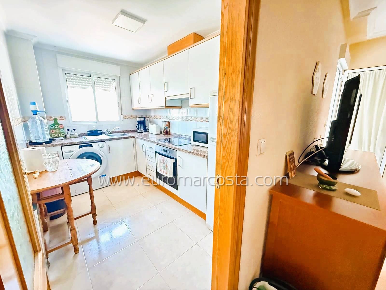 2 soveværelse Lejlighed til salg i Guardamar del Segura med swimmingpool garage - € 181.900 (Ref: 9685905)