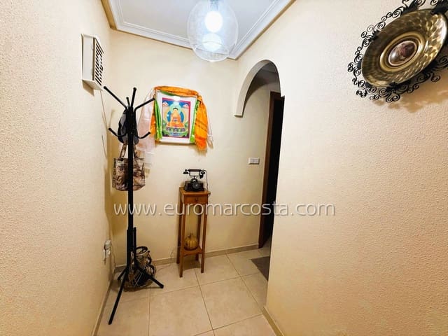 2 sypialnia Apartament na sprzedaż w Zona Pueblo, Guardamar del Segura z basenem garażem - 181 900 € (Ref: 9685905)