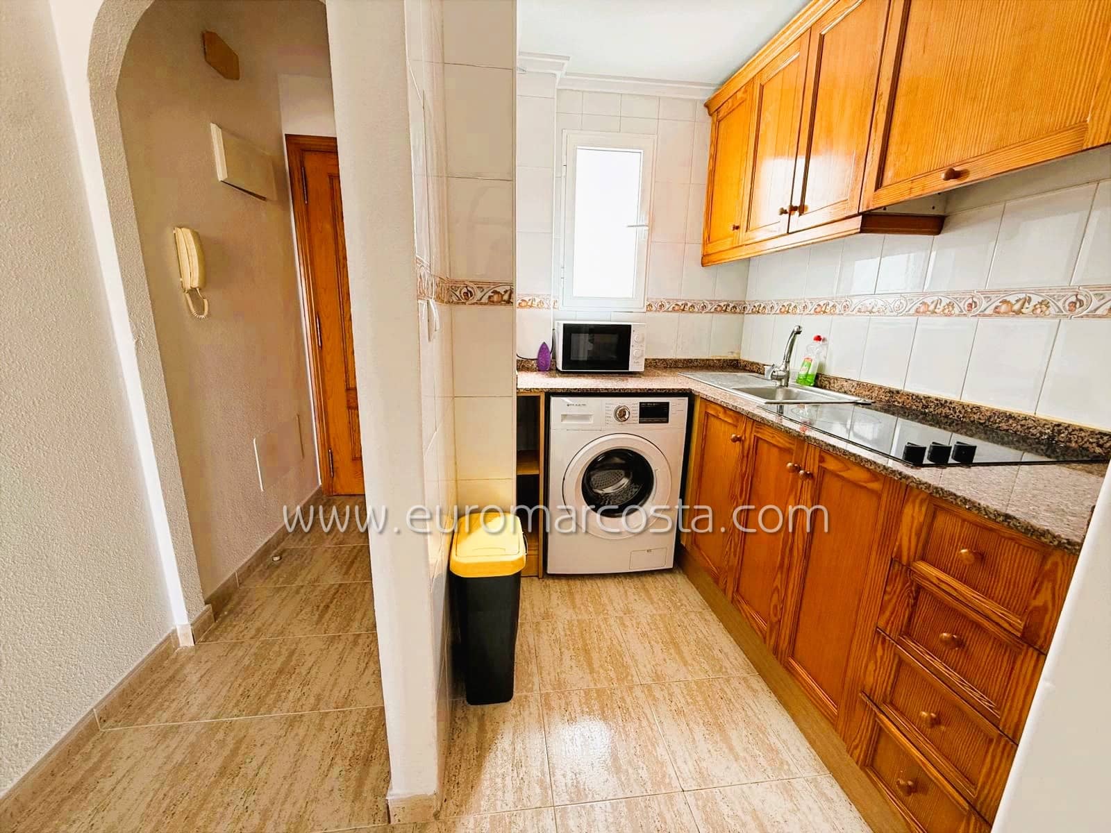 2 soverom Leilighet til salgs i Guardamar del Segura med svømmebasseng garasje - € 149 990 (Ref: 9699740)