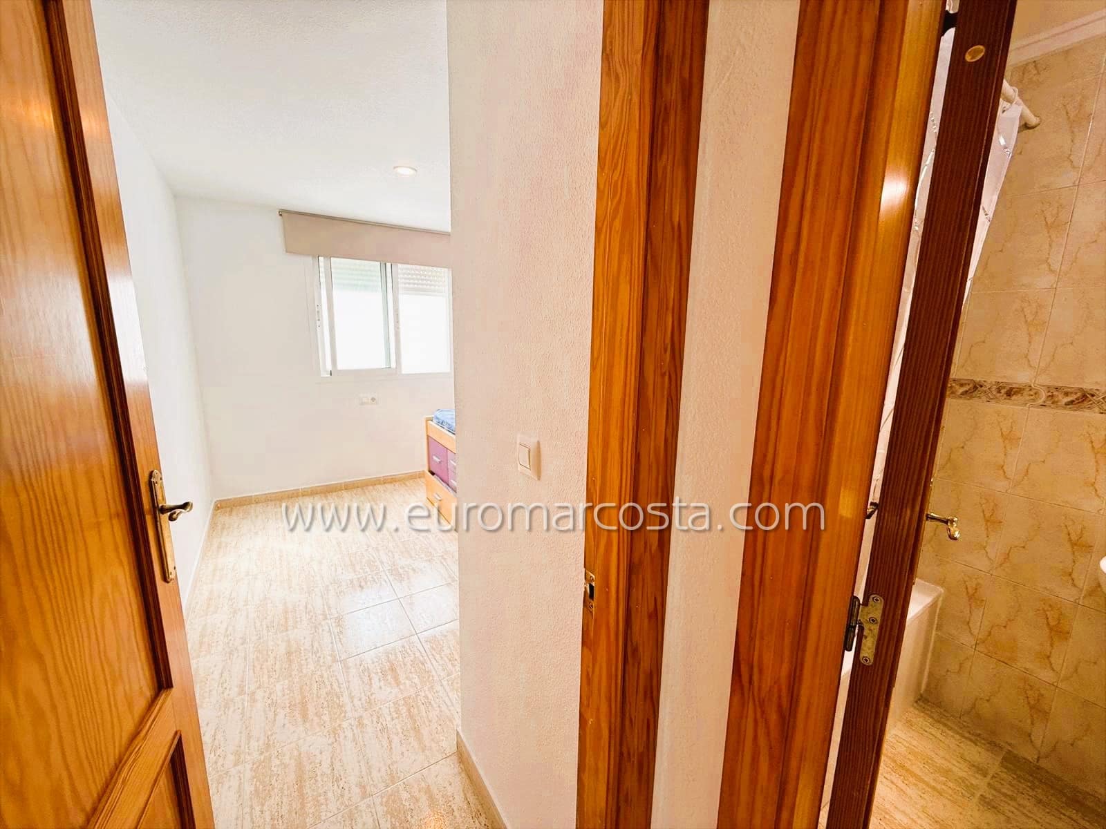 2 soverom Leilighet til salgs i Guardamar del Segura med svømmebasseng garasje - € 149 990 (Ref: 9699740)