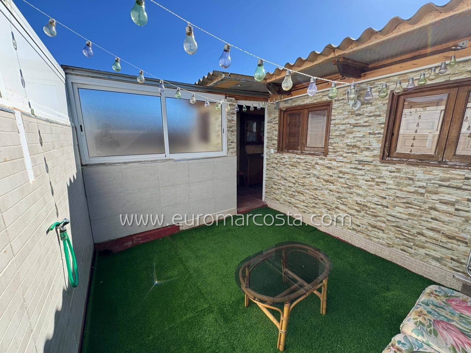 2 chambre Bungalow à vendre à Torrevieja avec piscine - 132 000 € (Ref: 9720565)