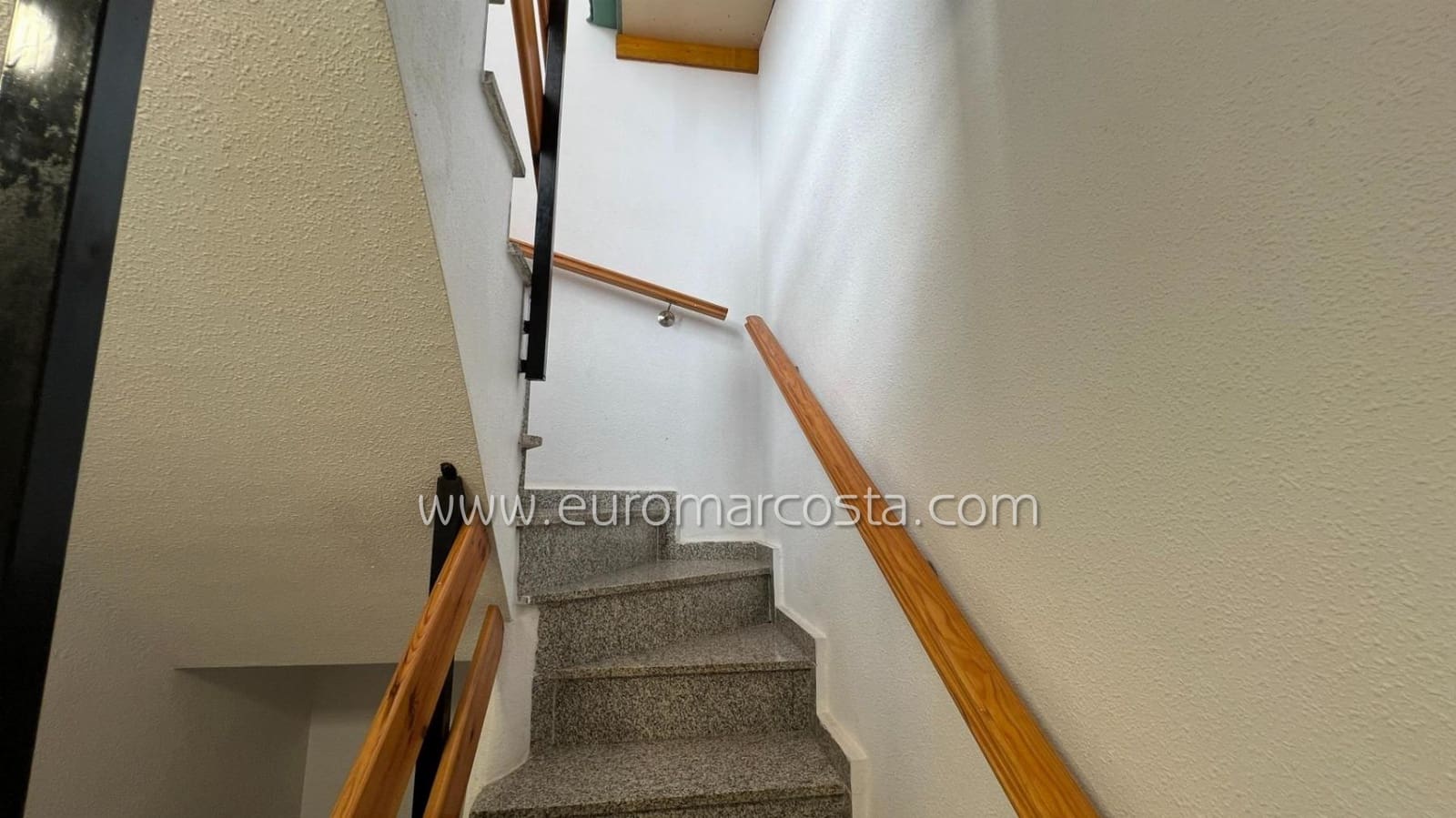 2 bedroom Terraced Villa for sale in Torrevieja with pool - € 154,900 (Ref: 9720566)