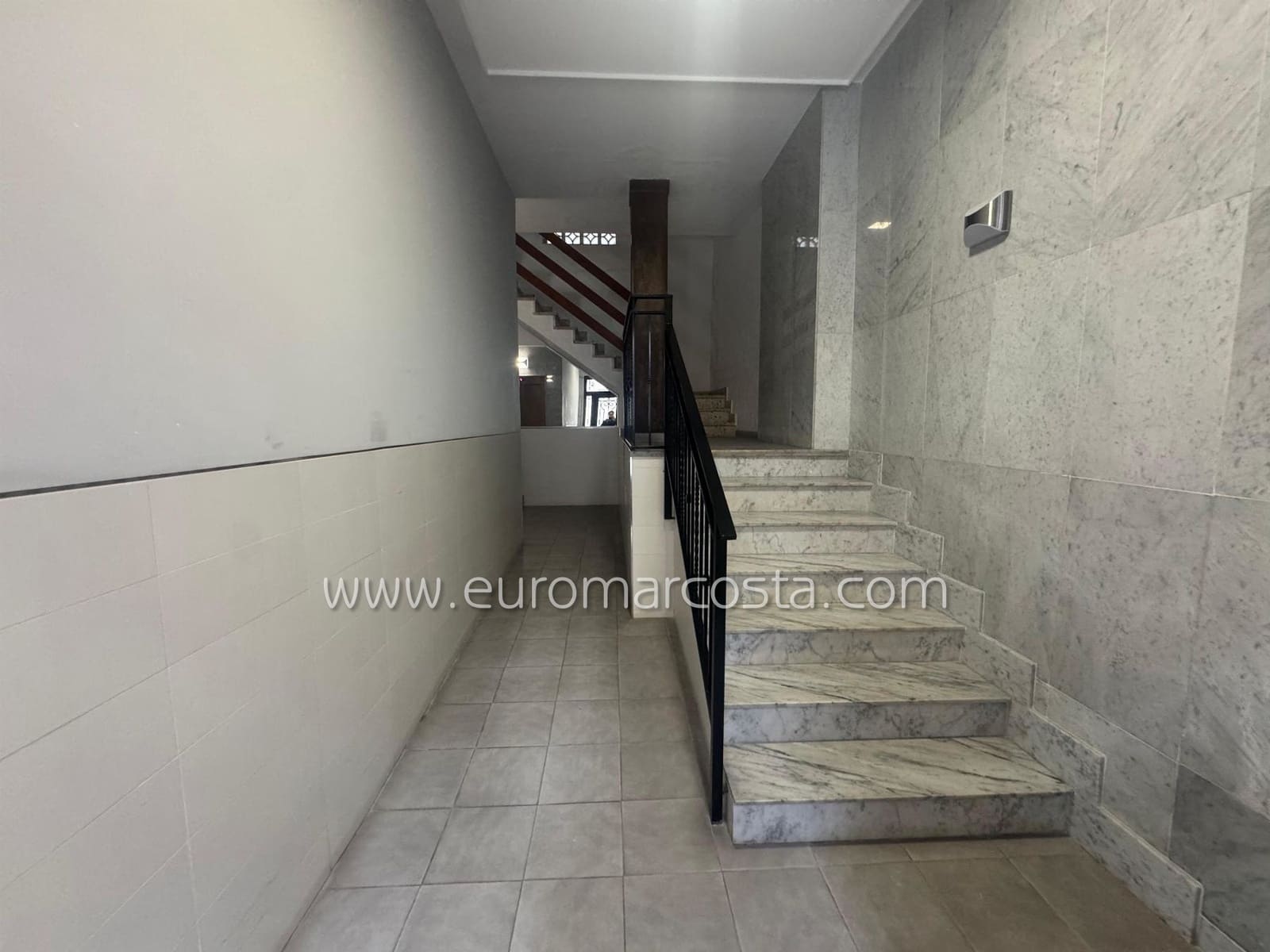 3 bedroom Apartment for sale in Torrevieja - € 199,990 (Ref: 9720704)