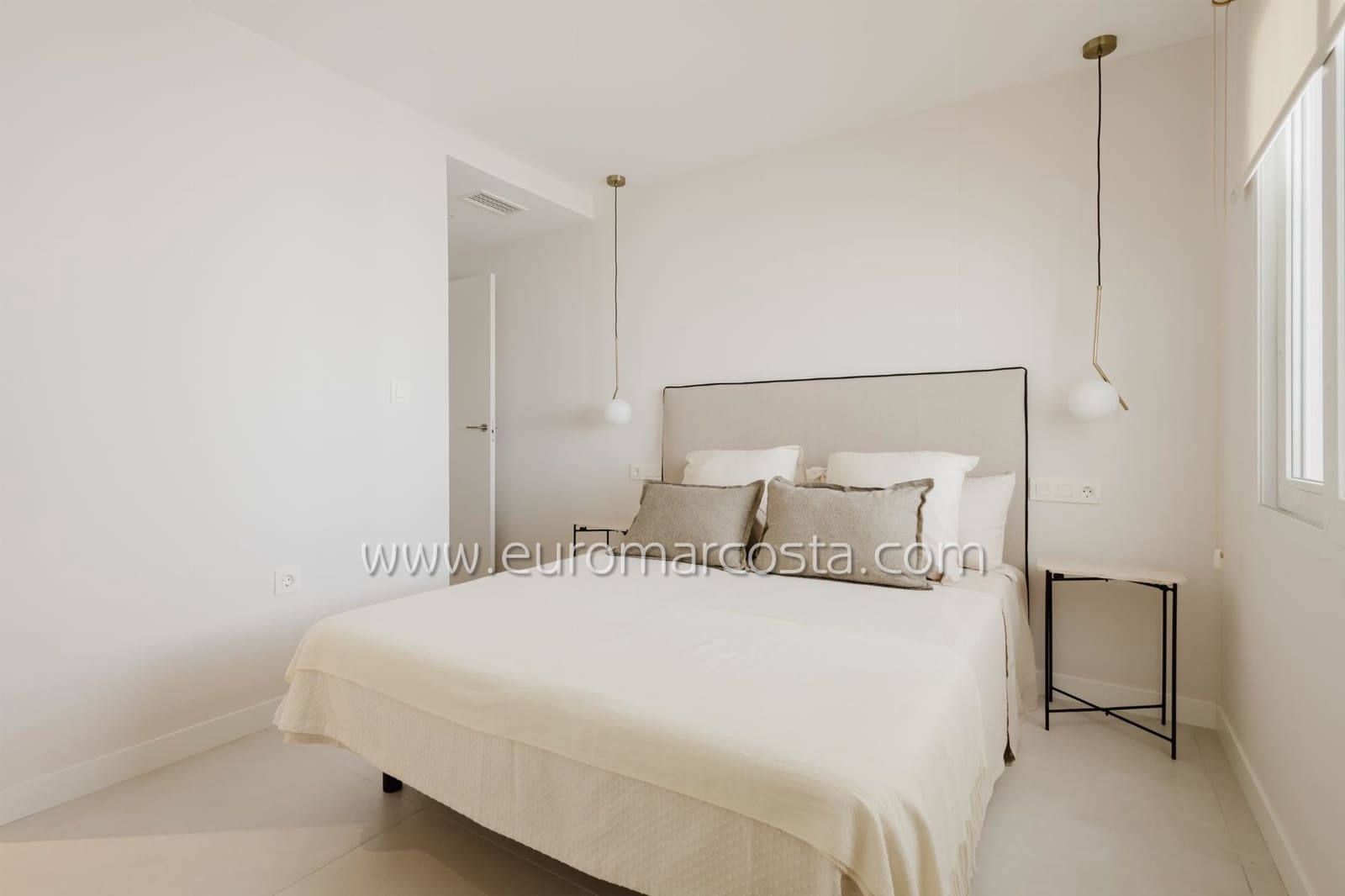 3 camera da letto Appartamento in vendita in Torrevieja con piscina - 349.000 € (Rif: 9720823)