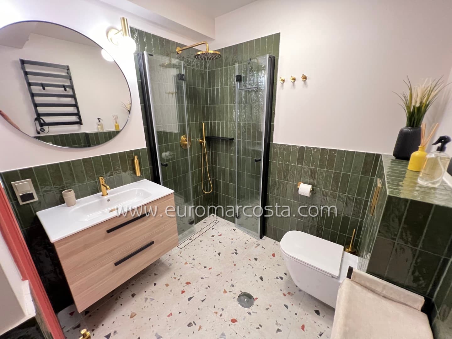 Estúdio para venda em La Mata com piscina garagem - 132 000 € (Ref: 9770967)