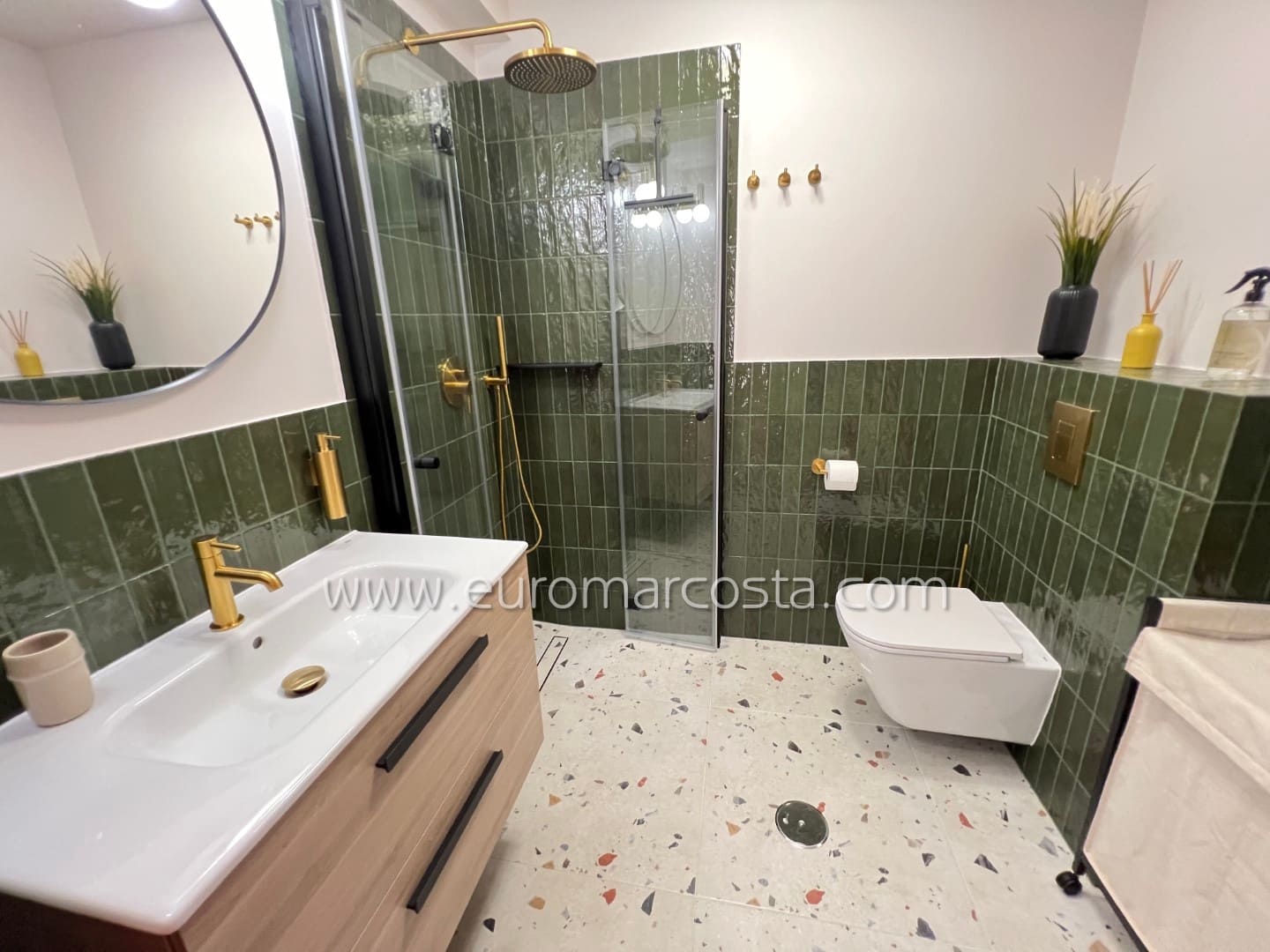 Estúdio para venda em La Mata com piscina garagem - 132 000 € (Ref: 9770967)